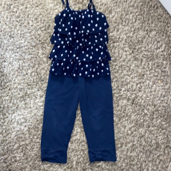 Adorable Set Top and Pants - Picture 1 of 8